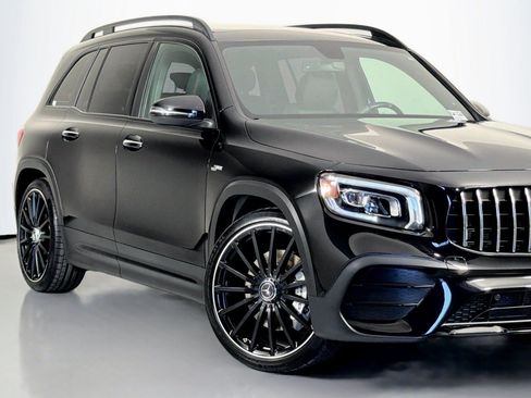 Certified 2023 Mercedes-Benz GLB 35 AMG 4MATIC image 15