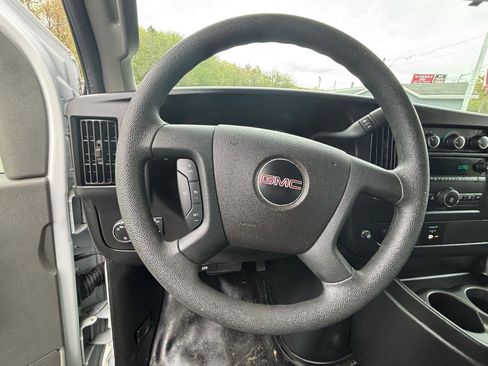 Used 2019 GMC Savana 2500 w/ Driver Convenience Package RWD image 8