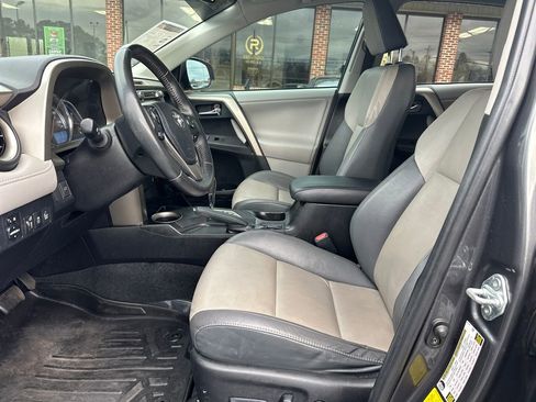 Used 2013 Toyota RAV4 Limited image 10