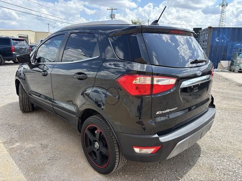 Used 2018 Ford EcoSport Titanium image 5