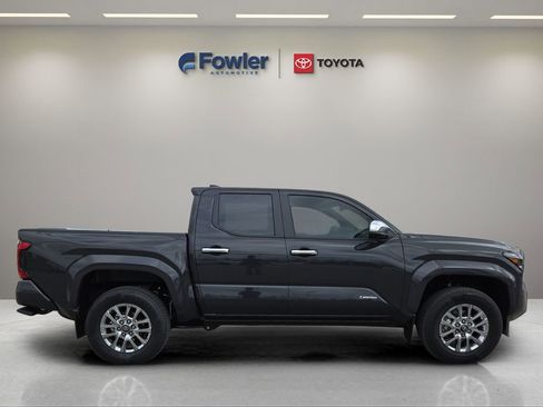 New 2026 Toyota Tacoma Limited AWD/4WD image 8