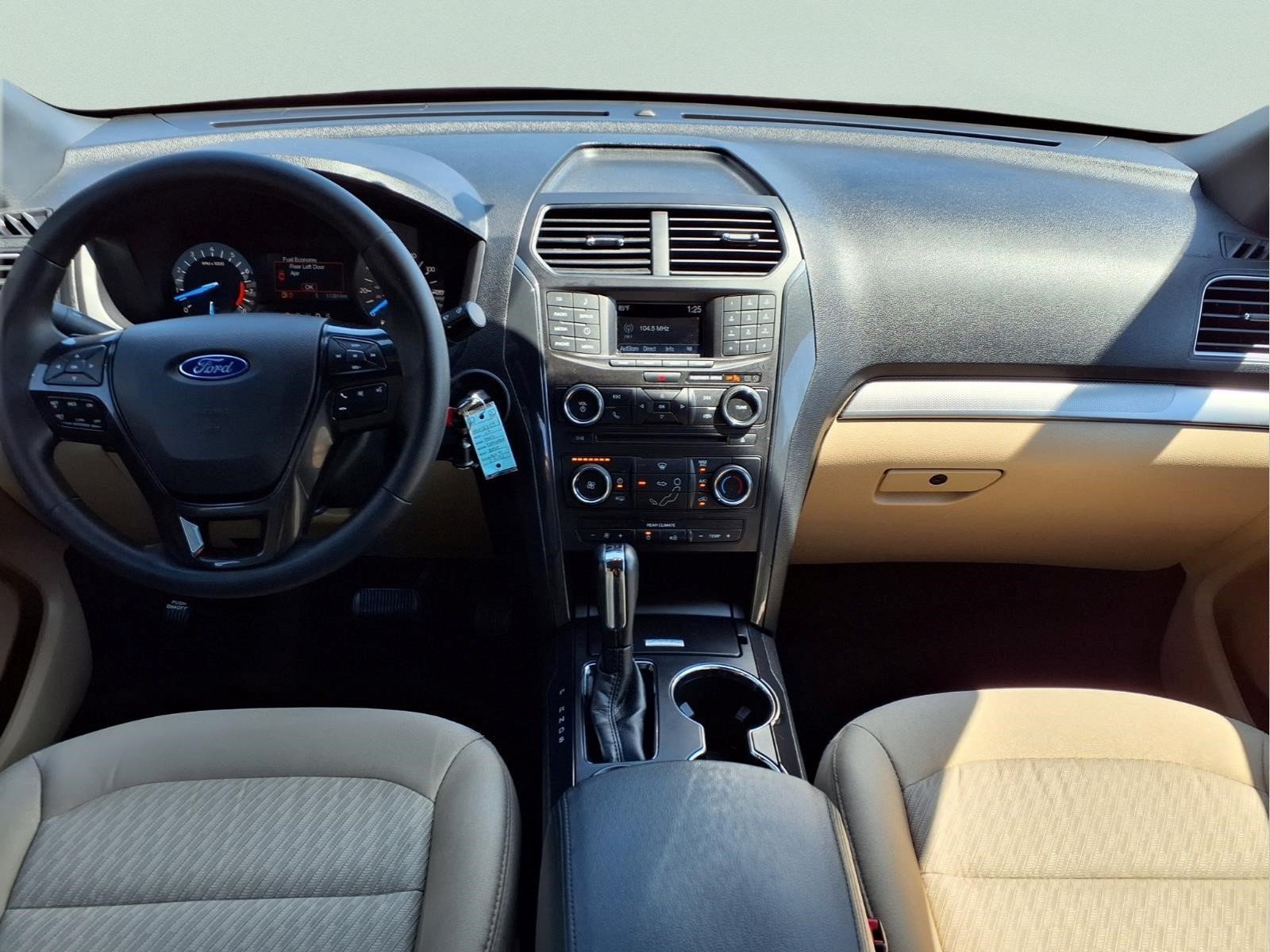 Used 2017 Ford Explorer FWD image 14