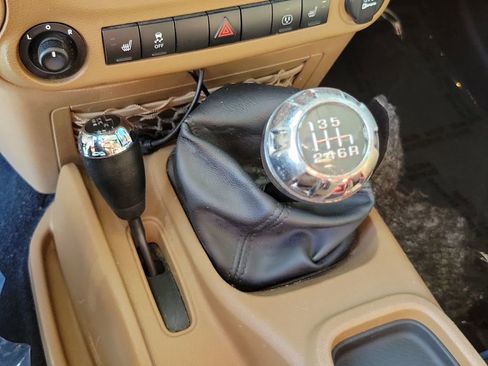 Used 2013 Jeep Wrangler Sahara w/ Connectivity Group image 22