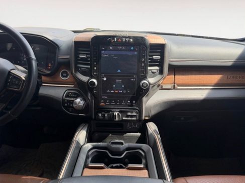 Used 2024 RAM 1500 Limited AWD/4WD image 11