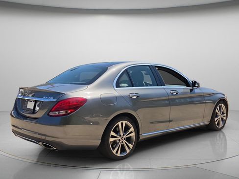 Used 2018 Mercedes-Benz C 300 Sedan image 7