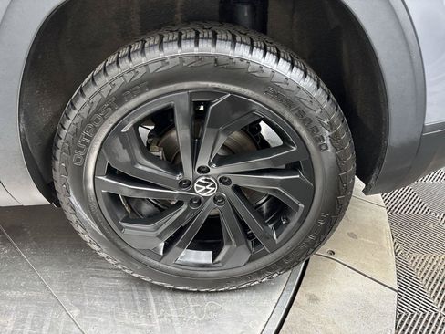 Used 2021 Volkswagen Atlas Cross Sport SEL AWD/4WD image 27