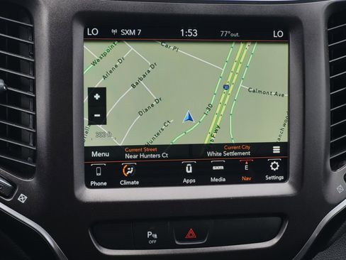 Used 2019 Jeep Cherokee Trailhawk AWD/4WD image 20