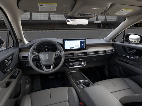 New 2026 Lincoln Corsair Grand Touring image 9