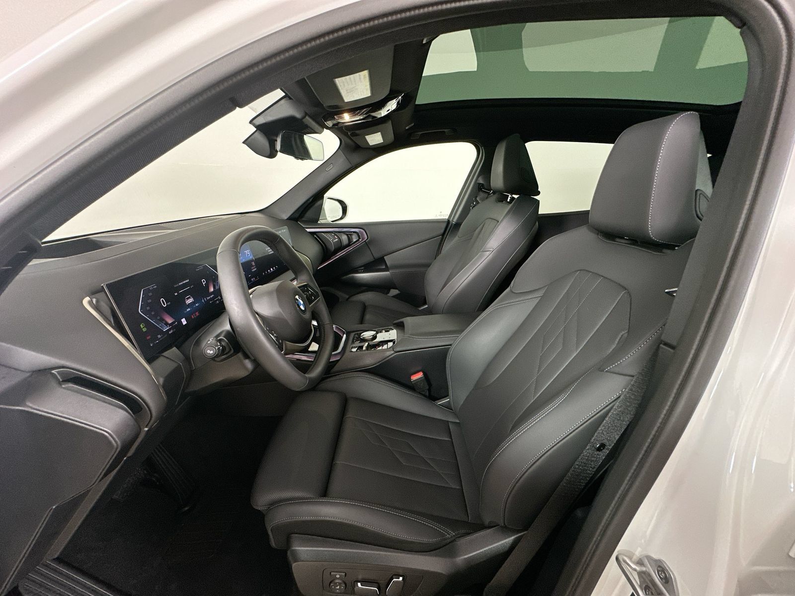 Used 2025 BMW X3 xDrive30i AWD/4WD image 31