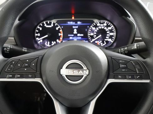 Used 2023 Nissan Altima 2.5 SV FWD image 22