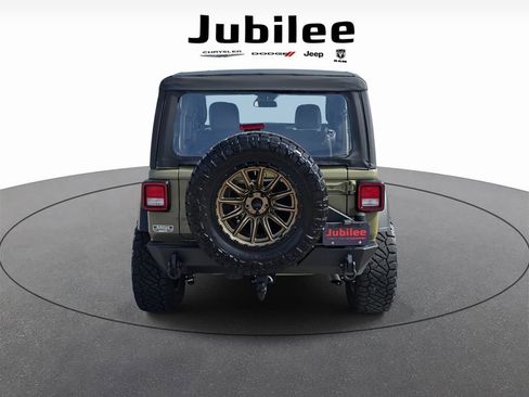 Used 2025 Jeep Wrangler Sport image 3