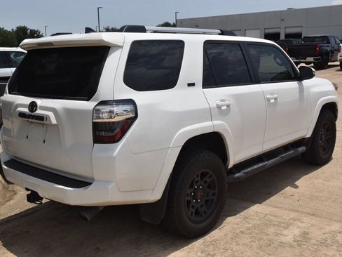 Used 2024 Toyota 4Runner SR5 Premium w/ Moonroof Package AWD/4WD image 7