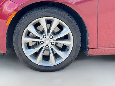 Used 2016 Chrysler 200 S AWD/4WD image 28