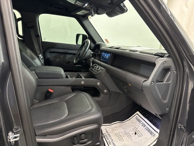 Used 2023 Land Rover Defender 110 X-Dynamic SE AWD/4WD image 15