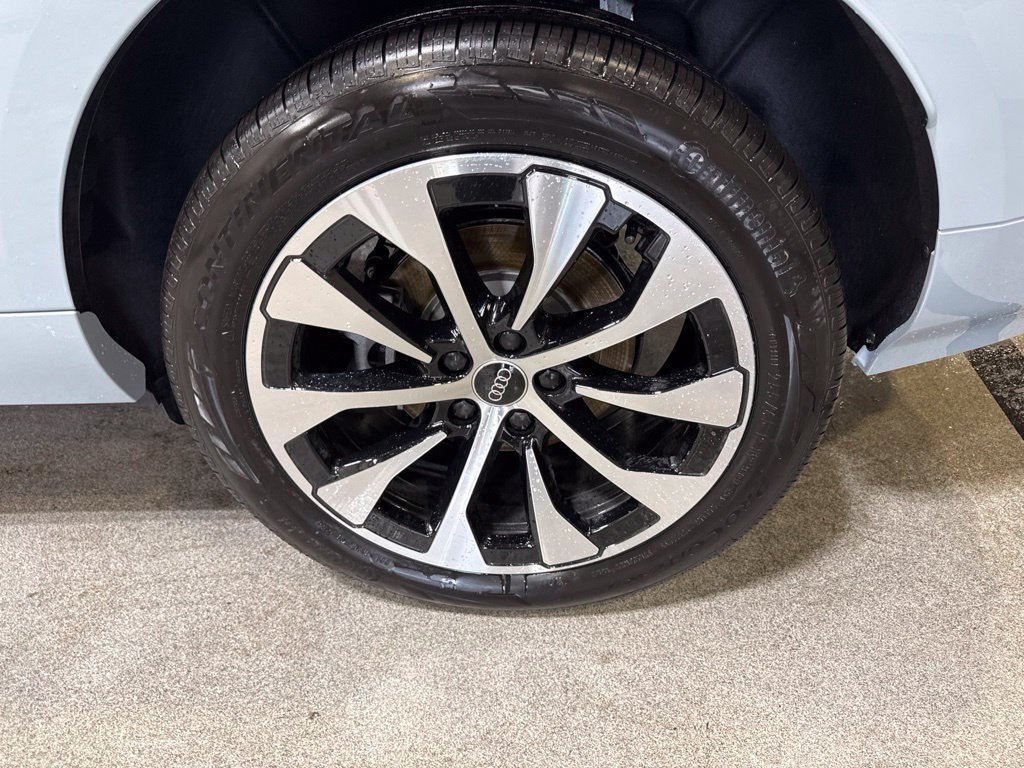 New 2026 Audi Q3 quattro 2.0T AWD/4WD image 11