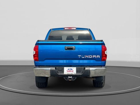 Used 2017 Toyota Tundra SR5 w/ SR5 Upgrade Package image 6