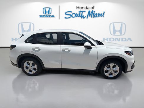 Used 2024 Honda HR-V LX image 37
