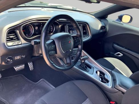 Used 2022 Dodge Challenger R/T Scat Pack RWD image 15