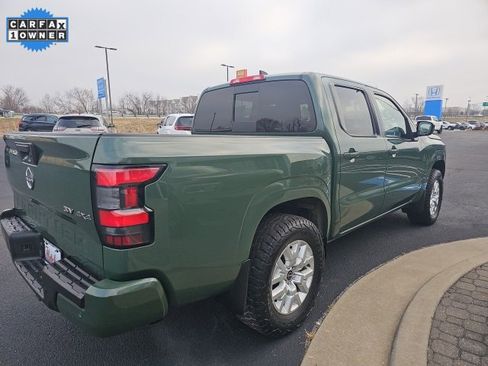 Used 2023 Nissan Frontier SV w/ SV Convenience Package image 2