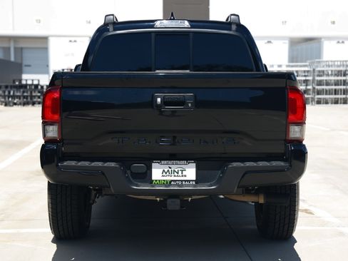 Used 2021 Toyota Tacoma SR w/ SR Convenience Package RWD image 11