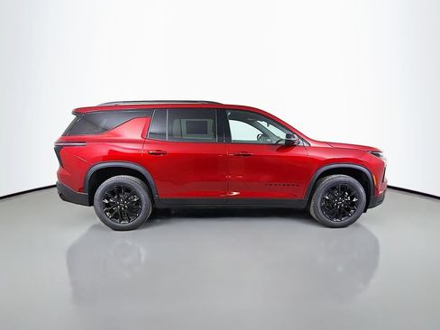 New 2026 Chevrolet Traverse LT w/ Midnight/Sport Edition AWD/4WD image 4