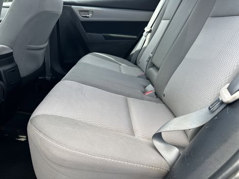 Used 2015 Toyota Corolla LE image 21