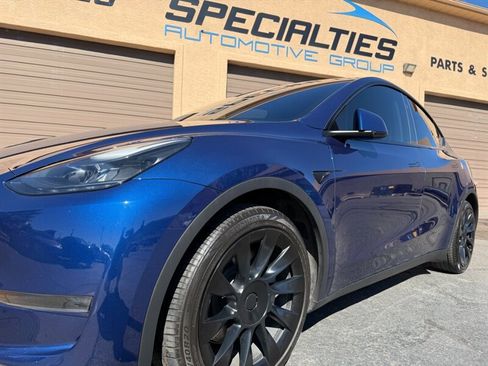 Used 2024 Tesla Model Y 2WD image 22