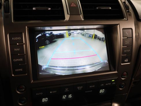 Used 2014 Lexus GX 460 image 26