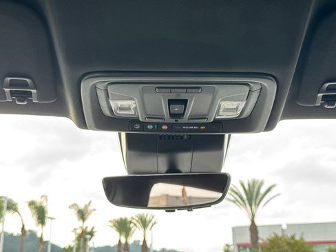 Used 2022 Chevrolet Silverado 1500 ZR2 w/ Technology Package image 25