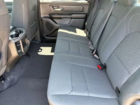 New 2026 RAM 1500 Express AWD/4WD image 16