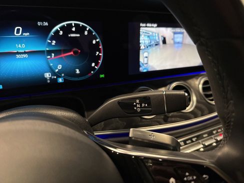 Used 2022 Mercedes-Benz E 350 Sedan image 32