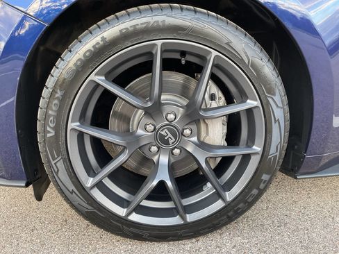 Used 2018 Ford Mustang GT Premium w/ Black Accent Package image 21