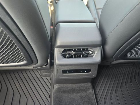 Used 2025 Audi Q6 e-tron Premium Plus w/ Premium Plus image 29