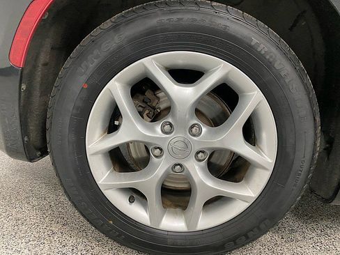 Used 2017 Chrysler Pacifica Touring-L Plus image 24