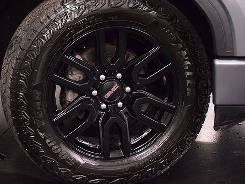 Used 2021 GMC Sierra 1500 Elevation w/ Preferred Package image 11