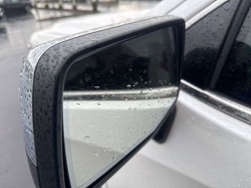 Used 2024 GMC Sierra 1500 Denali w/ Technology Package image 12