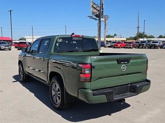 Used 2026 Nissan Frontier SV w/ Tow Package RWD video 3