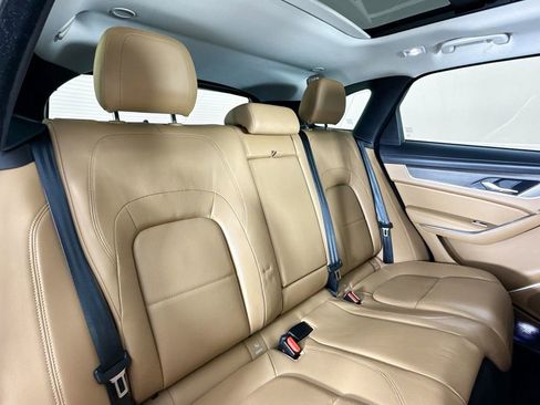 Used 2021 Jaguar F-PACE S image 15