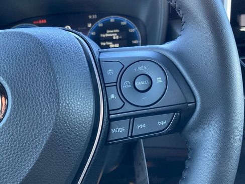 Used 2026 Toyota Corolla SE w/ SE Premium Package image 14