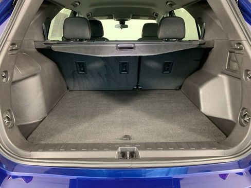 Used 2023 Chevrolet Equinox LT w/ Driver Convenience Package image 13