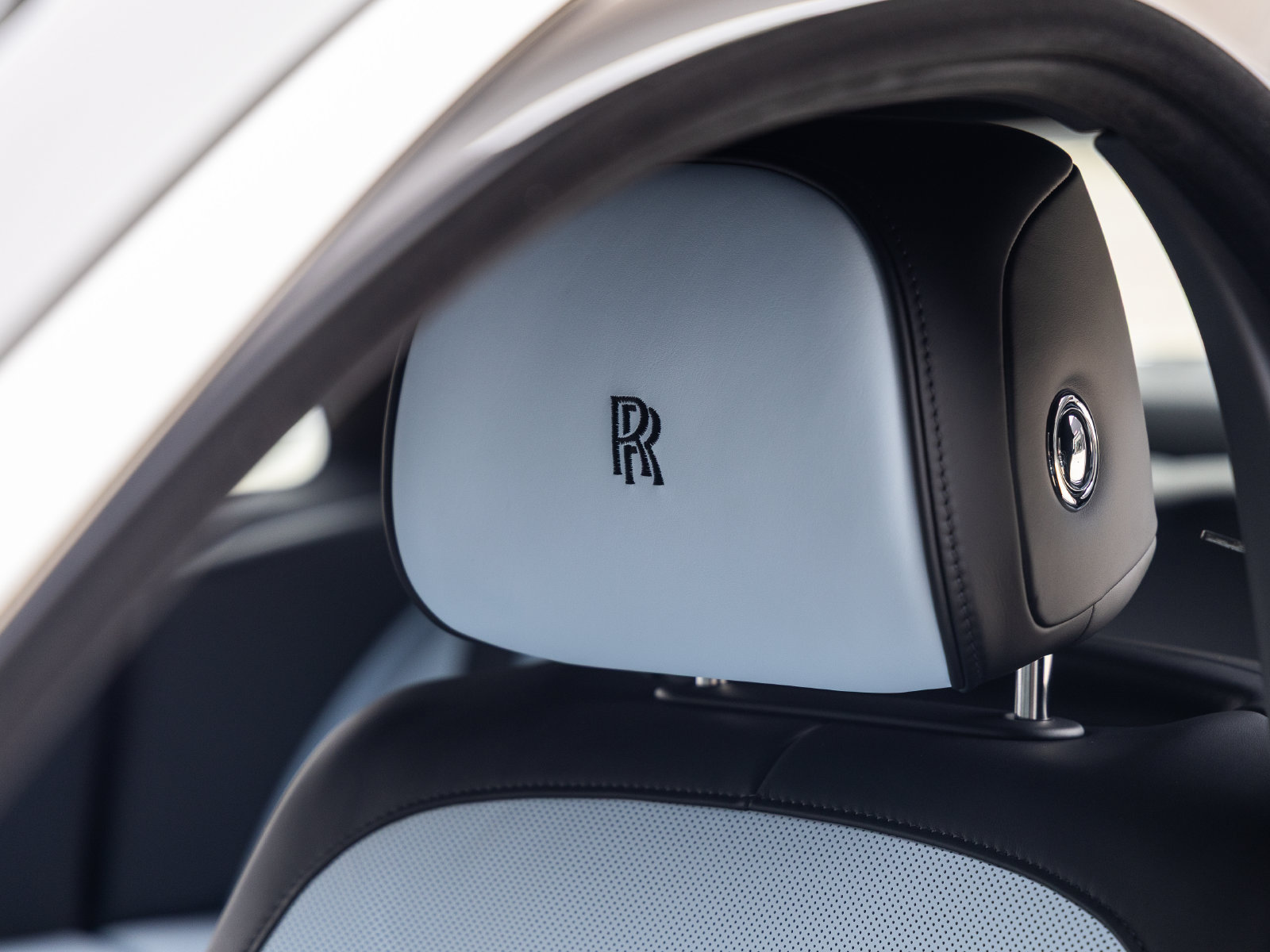 Used 2026 Rolls-Royce Ghost AWD/4WD image 33