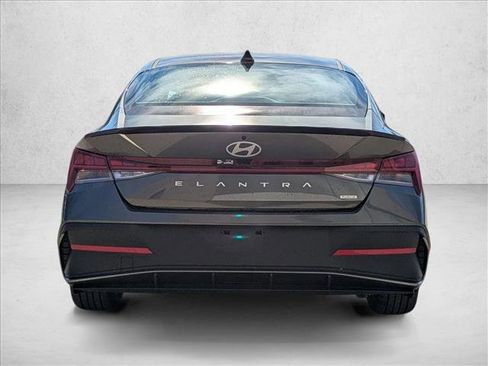 New 2026 Hyundai Elantra Sport image 8