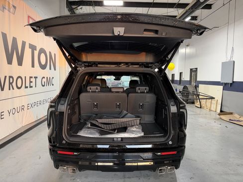 New 2026 Chevrolet Traverse RS w/ LPO, Floor Liner Package image 33