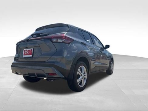 Used 2025 Nissan Kicks Play S FWD image 7