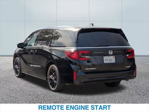 Certified 2025 Honda Odyssey Sport-L image 9