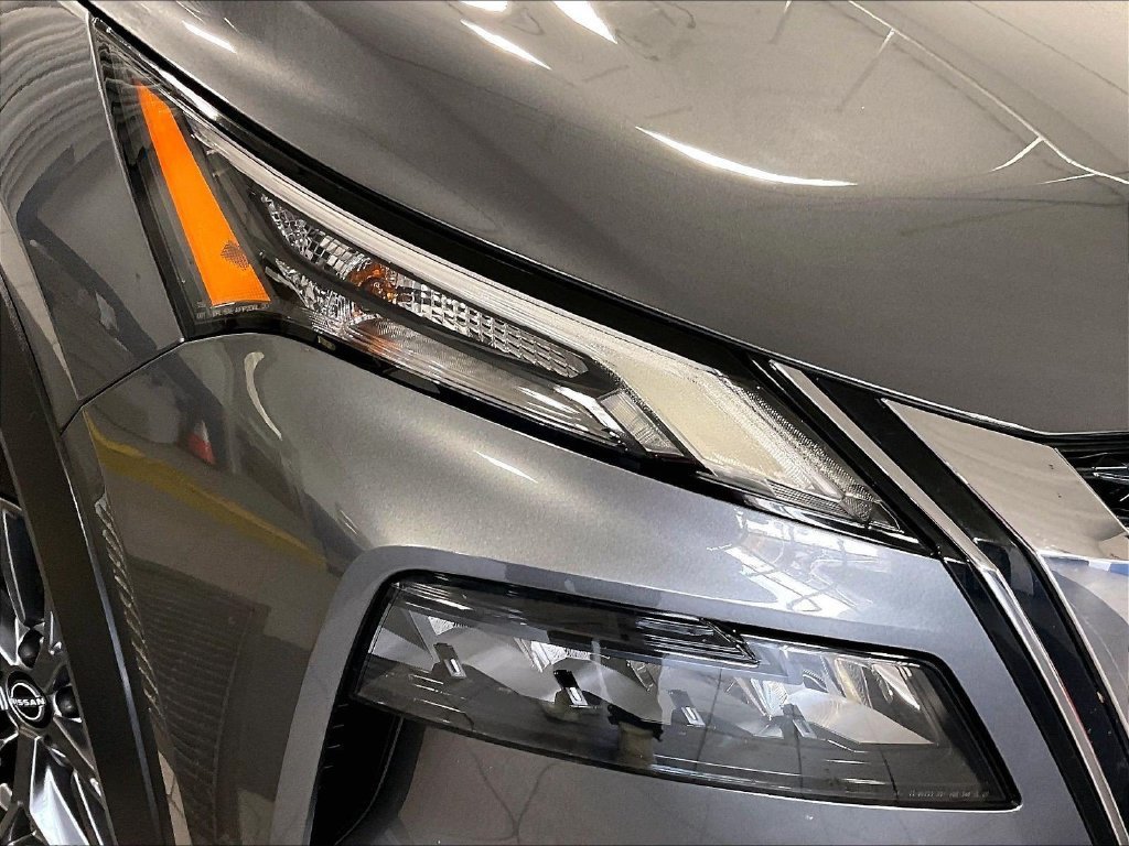 Certified 2023 Nissan Rogue S AWD/4WD image 32