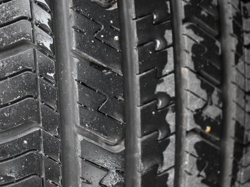 Used 2024 GMC Terrain SLE image 13