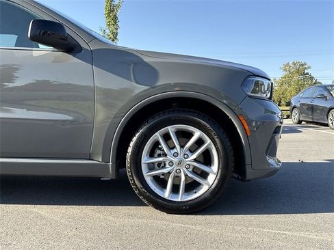 Used 2023 Dodge Durango GT image 9