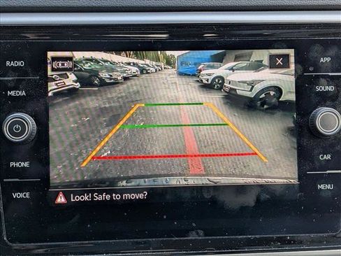 Used 2022 Volkswagen Atlas SE image 16