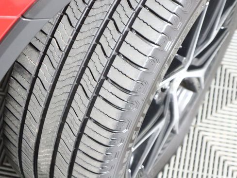 Used 2017 Toyota RAV4 SE w/ Advanced Technology Package image 22